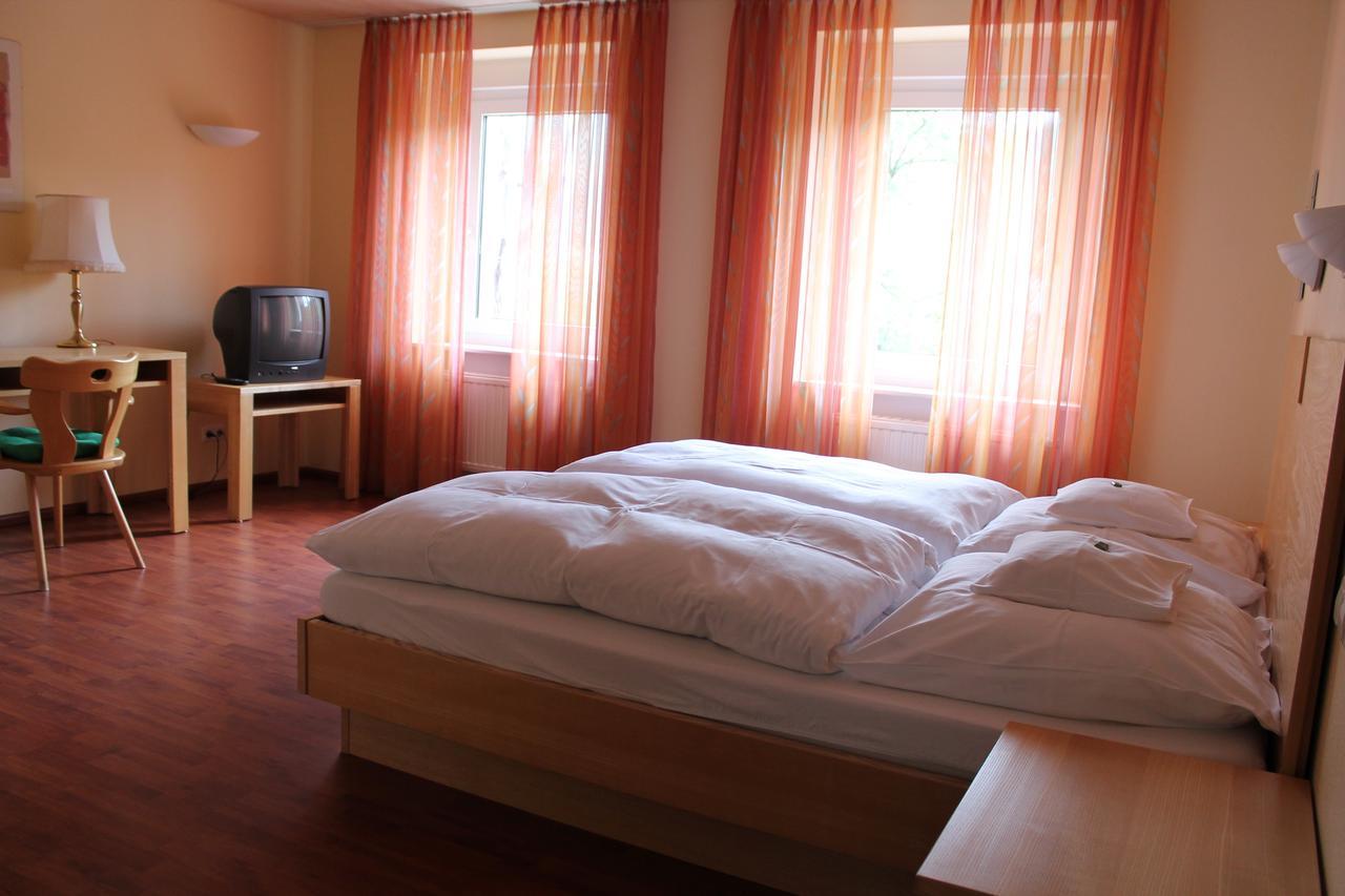 Hotel Bad Bruckhaus Gurtweil Bilik gambar